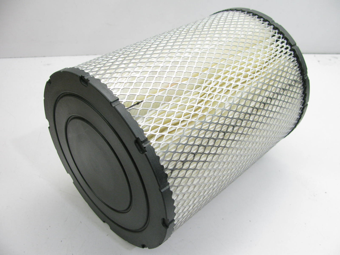 Hastings AF2329 Air Filter Replaces CA6818 46637 LAF2533 AH19037 3912986 PA2820