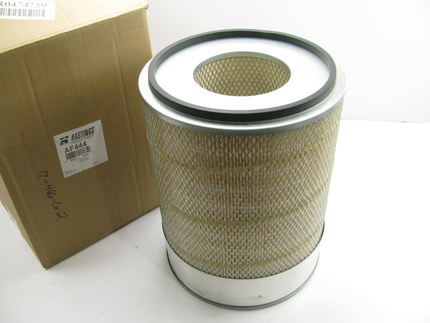 Hastings AF444 Air Filter For 1996-1998 Volvo WX 10.L-L6 Turbo Diesel