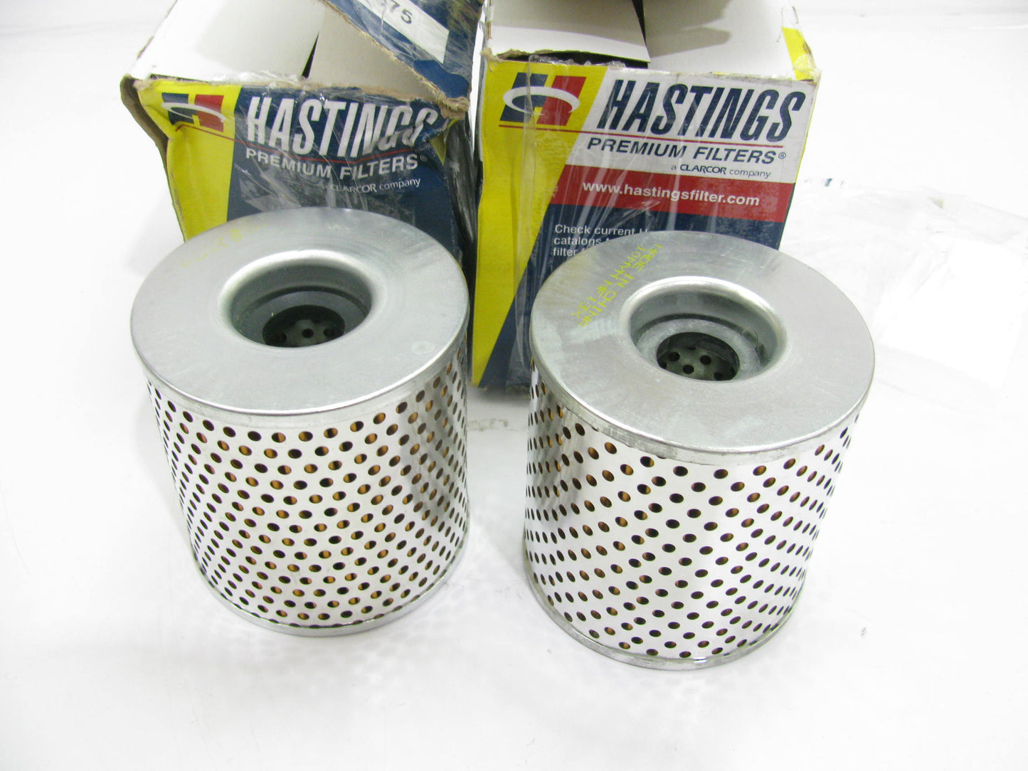 (2) Hastings LF575 Oil Filter Replaces CH1PL 51514 H20143 LF118 PT48 PF140