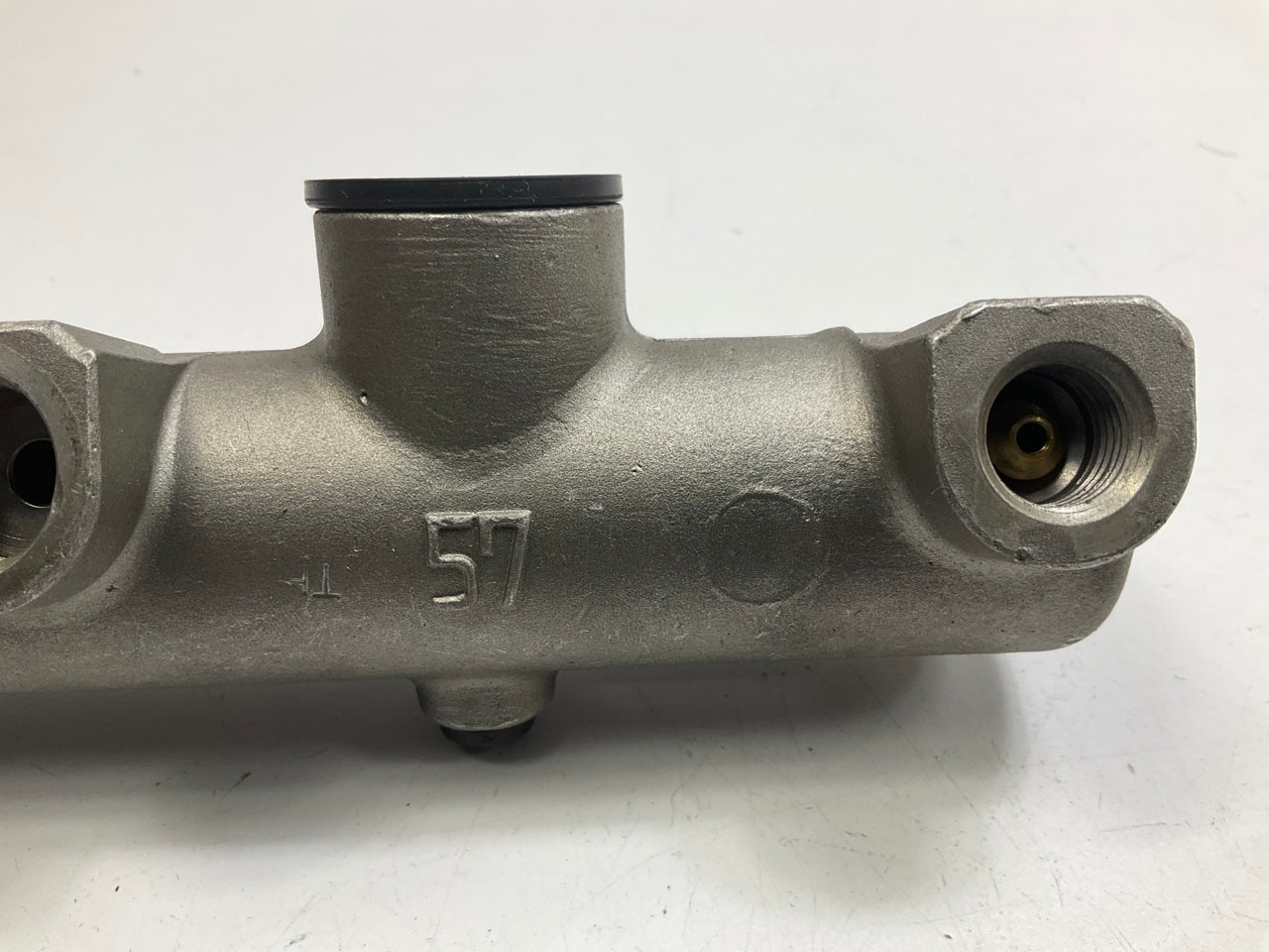 REMAN. Hastings MC4008 Brake Master Cylinder