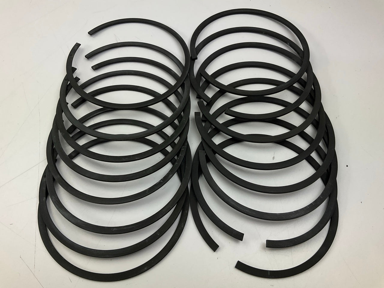 Hastings SR-3012 Piston Rings - Standard 1968-1986 Ford 359 361 389 391-V8