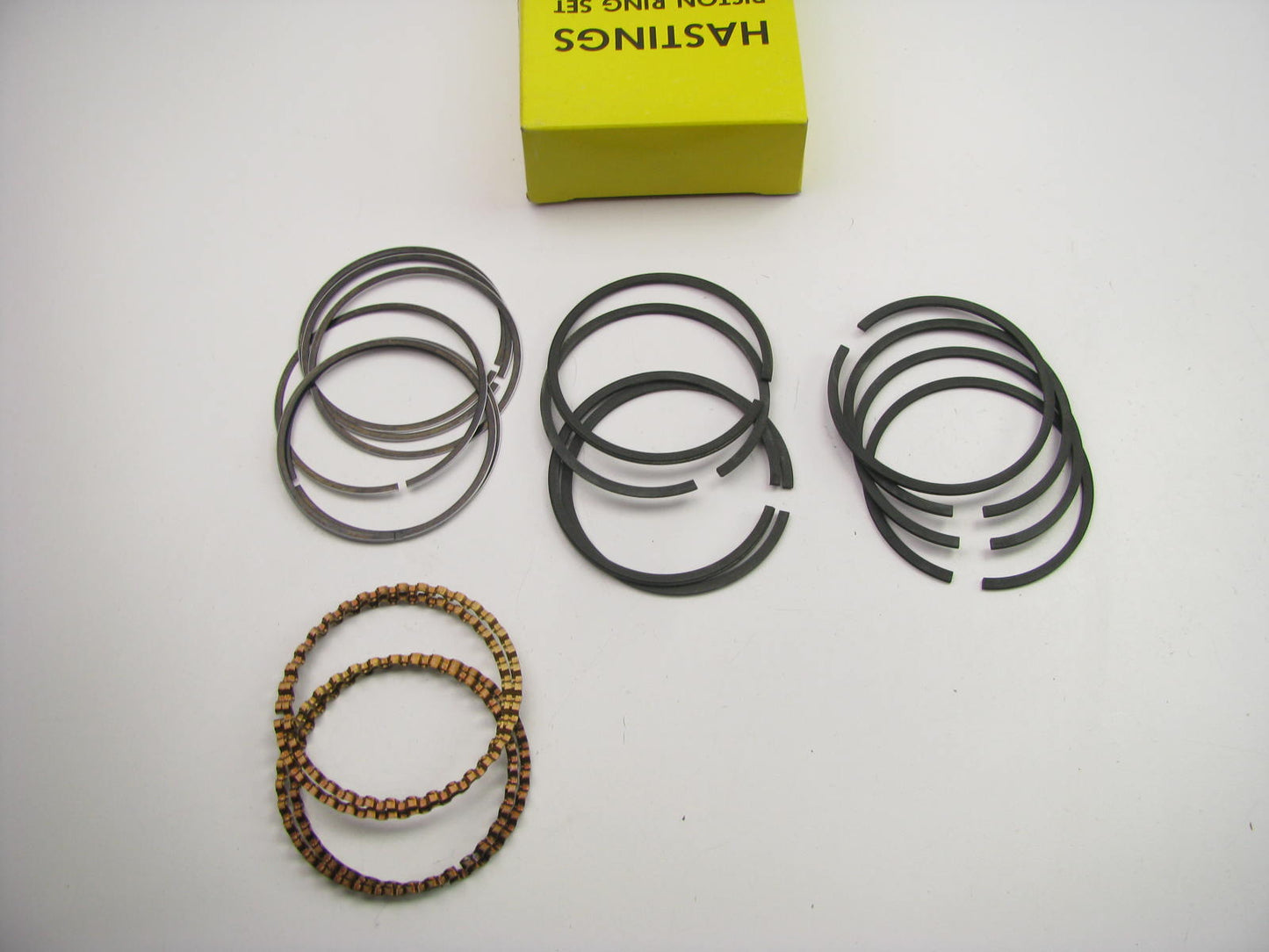 Hastings SR-5755 Piston Rings - STANDARD SIZE - 1966 VW Volkswagen 1.3L H4