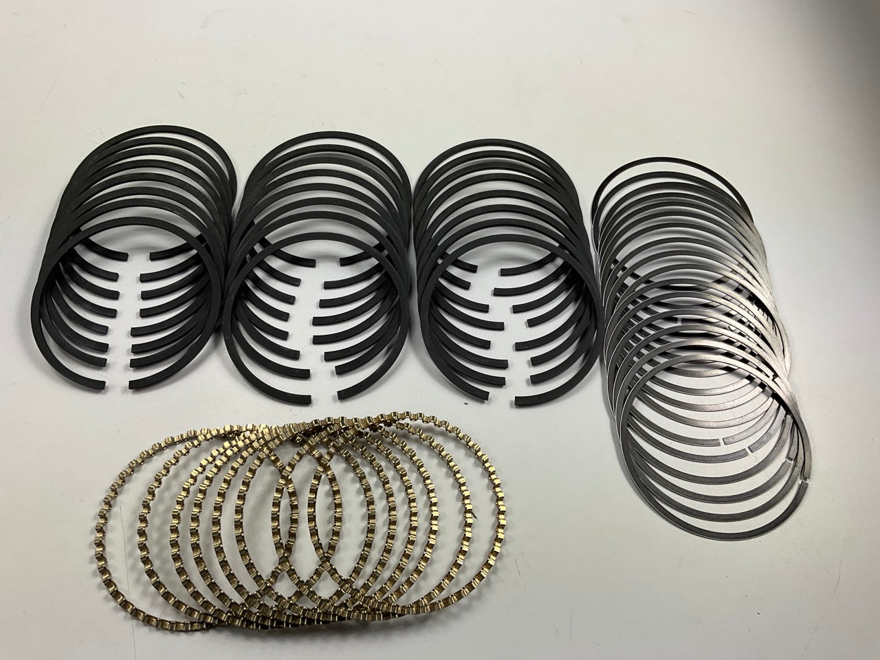 Hastings SR4035 Engine Piston Rings - Standard 1970-1984 Ford 330-V8 Heavy Duty