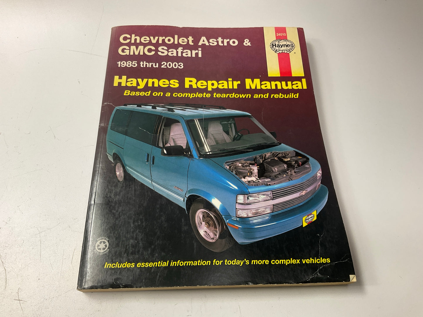 OPEN - Haynes 24010 Repair Manual For 1985-2003 Chevrolet Astro & GMC Safari