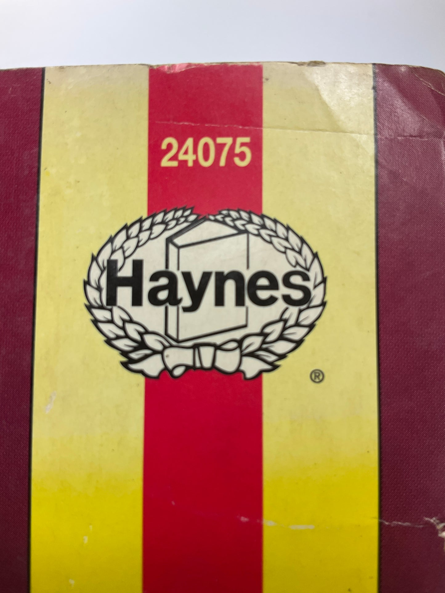 Damaged Cover, Used, Haynes 24075 Repair Manual 1992-2001 Chevy / Geo Metro