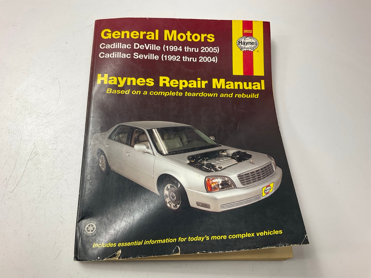 DAMAGED COVER - Haynes 38032 Repair Manual For 92-04 Seville, 92-05 DeVille