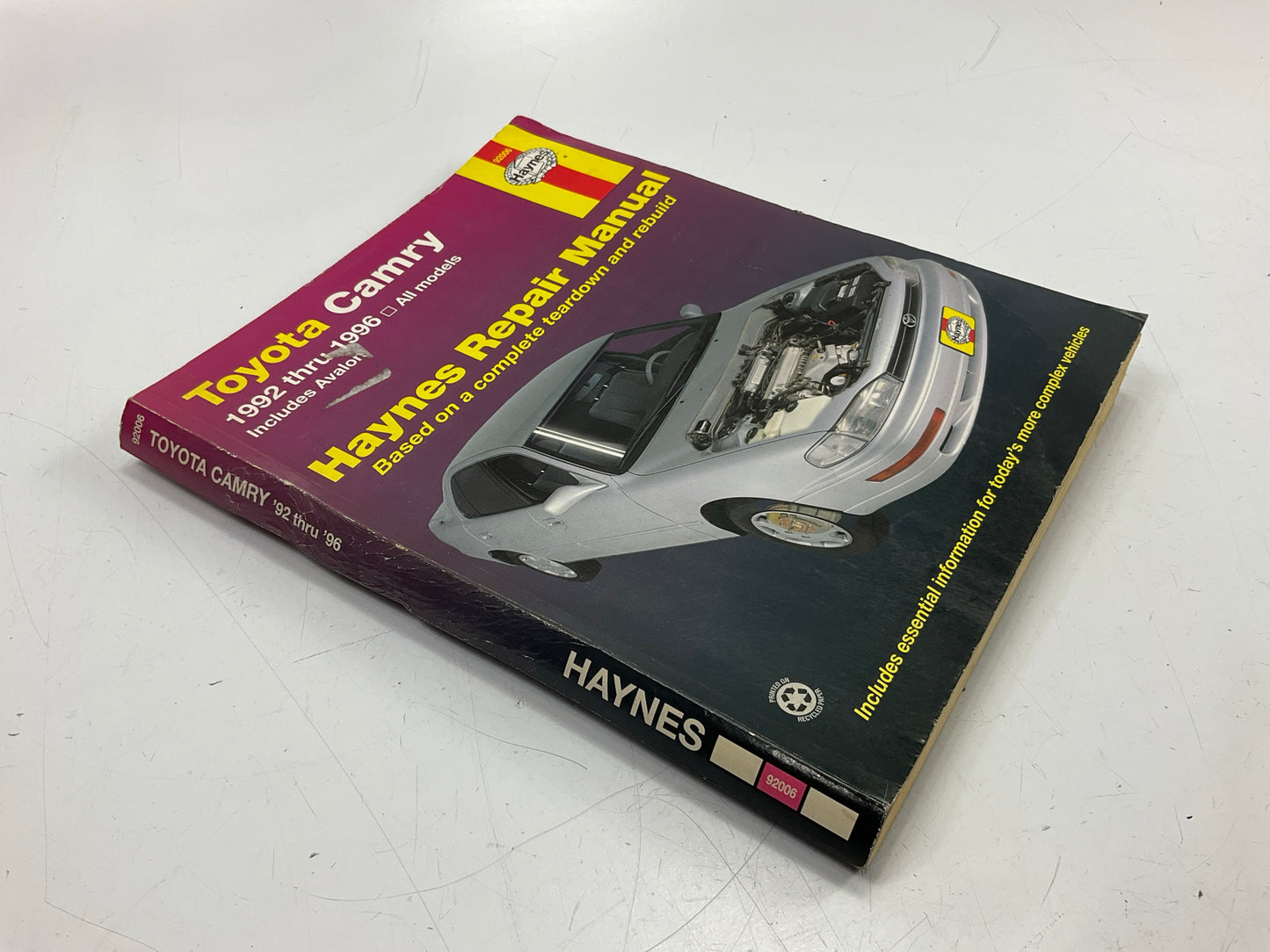 DAMAGED - Haynes 92006 Repair Manual For 1992-1996 Toyota Camry