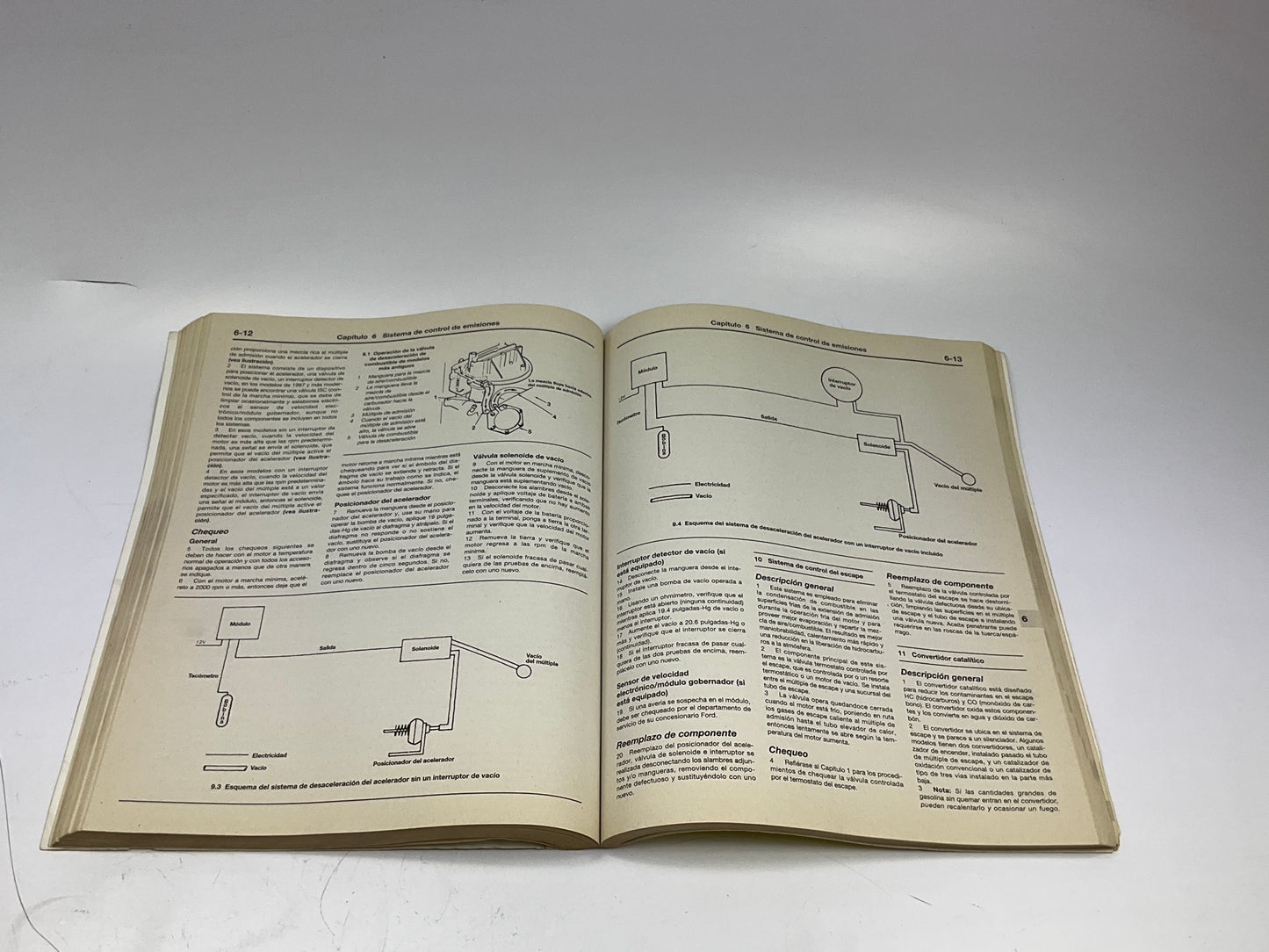 USADO - Manual De Reparacion Para Camionetas Cerradas De Ford 1969-1991