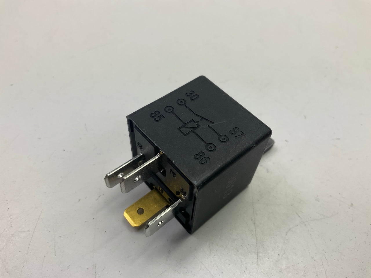 HELLA 003399803 Supertone 12V High Tone / Low Tone Twin Horn Kit  118 DBA