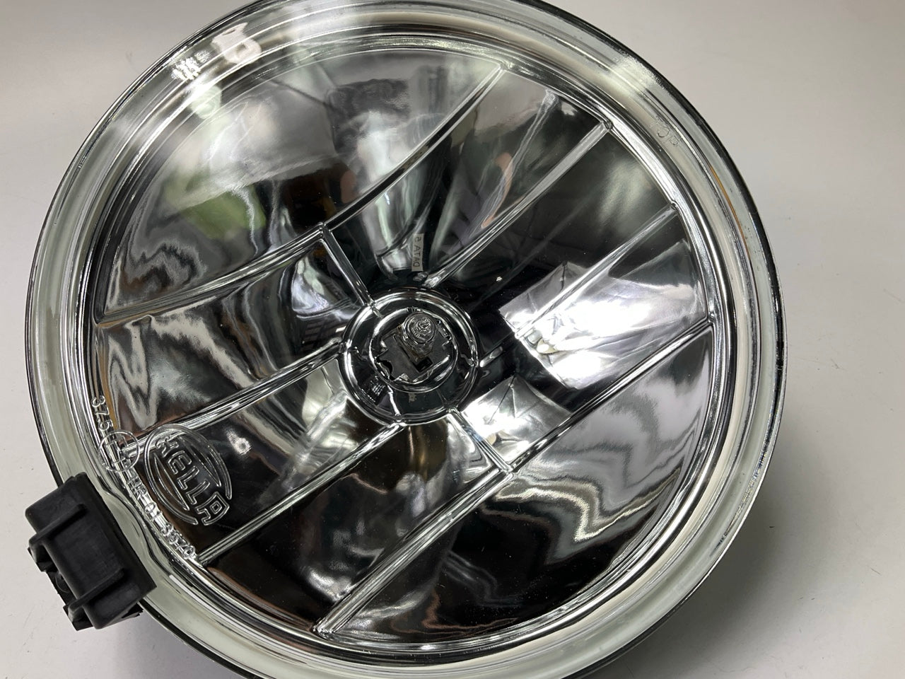 INCOMPLETE, AS SHOWN  Hella 700FF 7'' Halogen Driving Lamp Lights Kit, H3 55 Watt