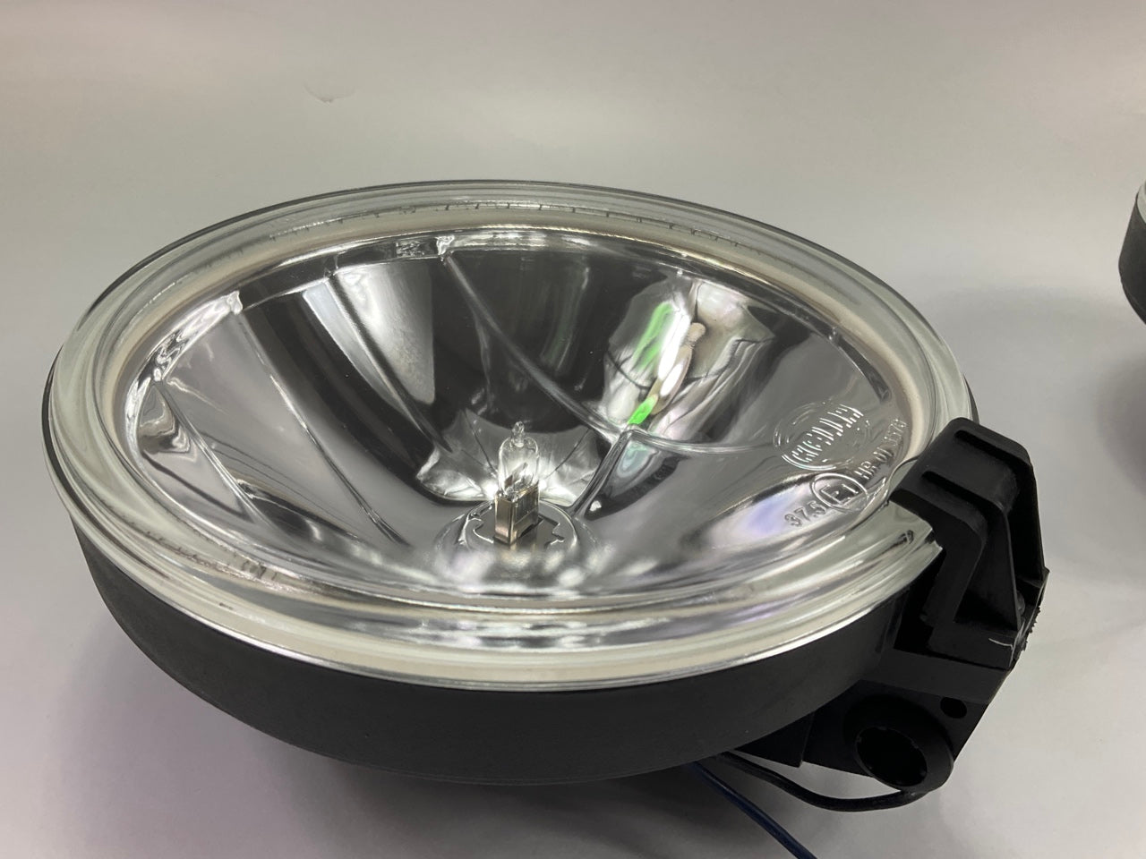 Hella 700FF 7'' Halogen Driving Lamp Lights Kit, H3 55 Watt, Round