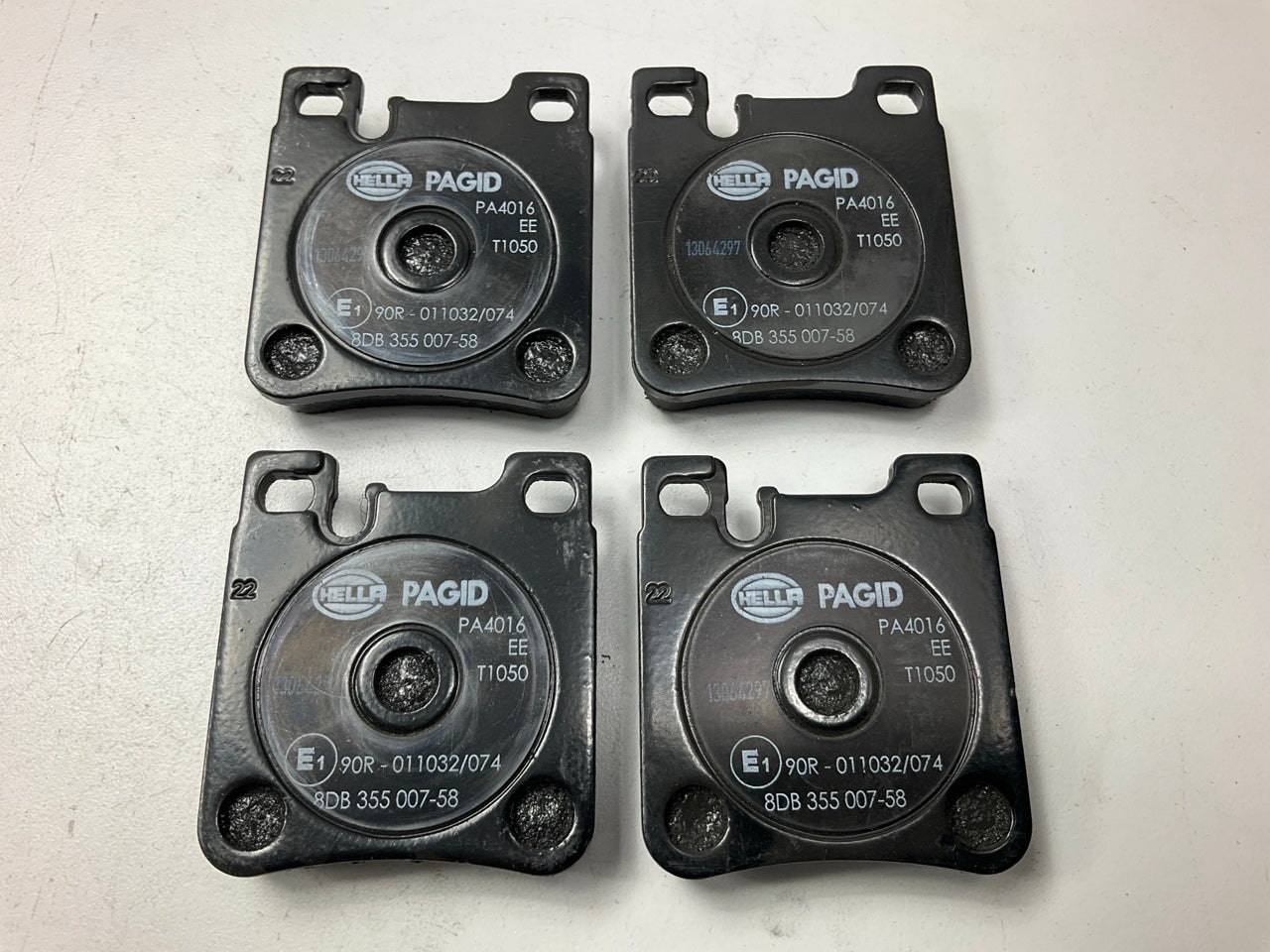 HELLA PAGID 8DB355007-581 Rear Brake Pads T1050