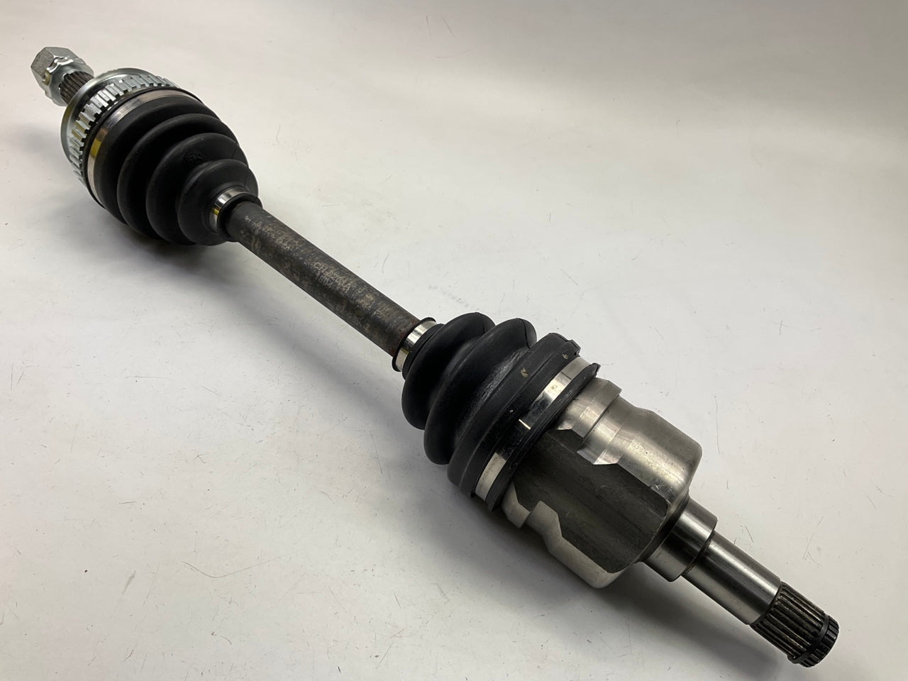 REMAN. Heri 72521 Front Left CV Axle