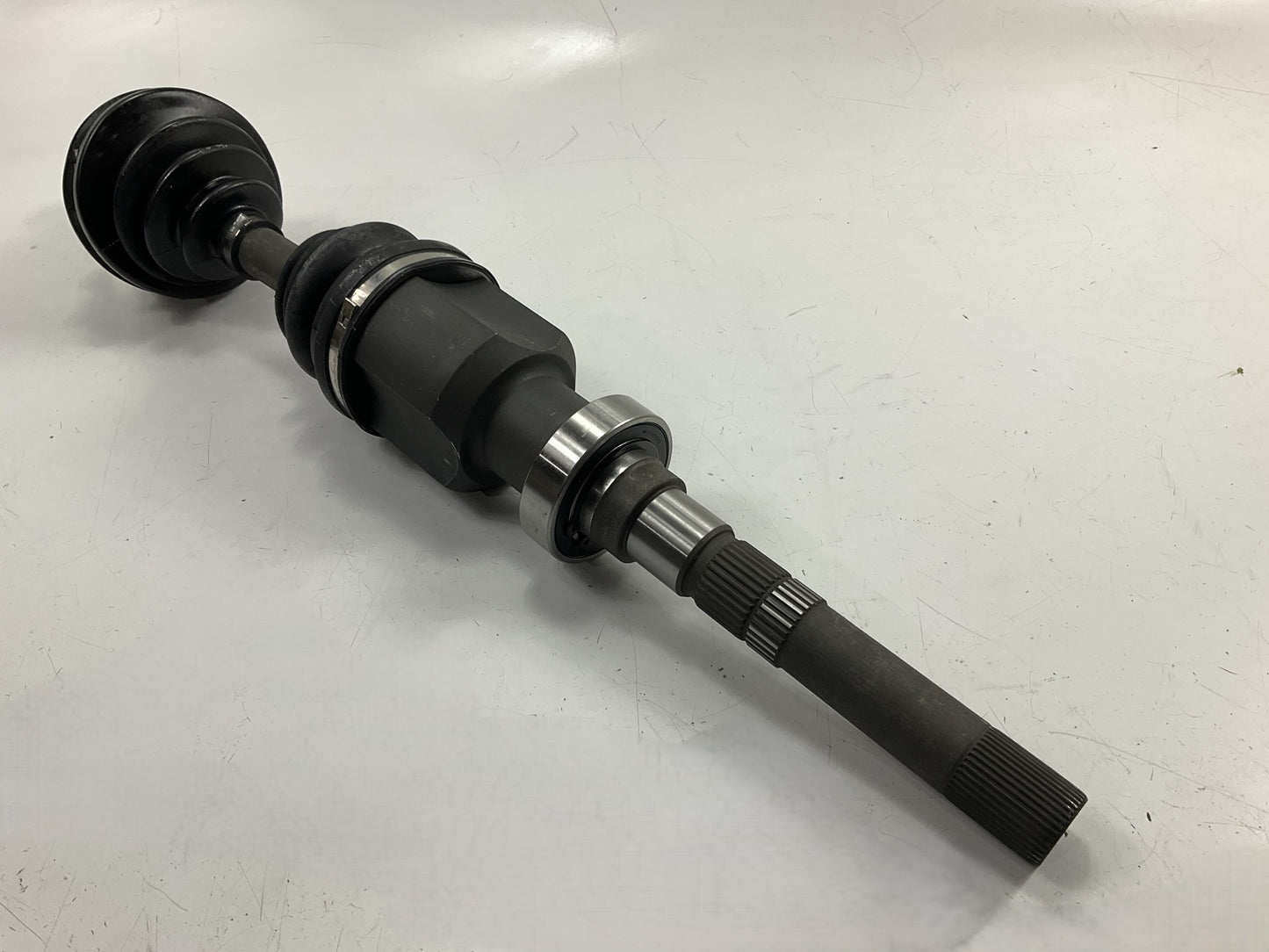 Heri 79740 Front Right CV Axle Shaft W/ Viscous Clutch For 1999-2003 Volvo S80