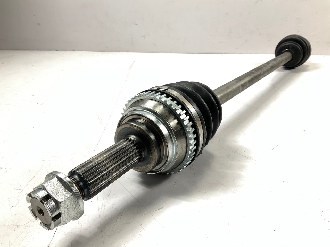 Heri 88502 FRONT RIGHT CV Axle Shaft For 2000-2005 Hyundai Accent AT