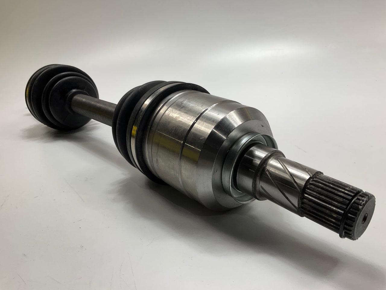 Heri 93617 Front Left Auto Trans Cv Axle For 1998-2001 Nissan Altima