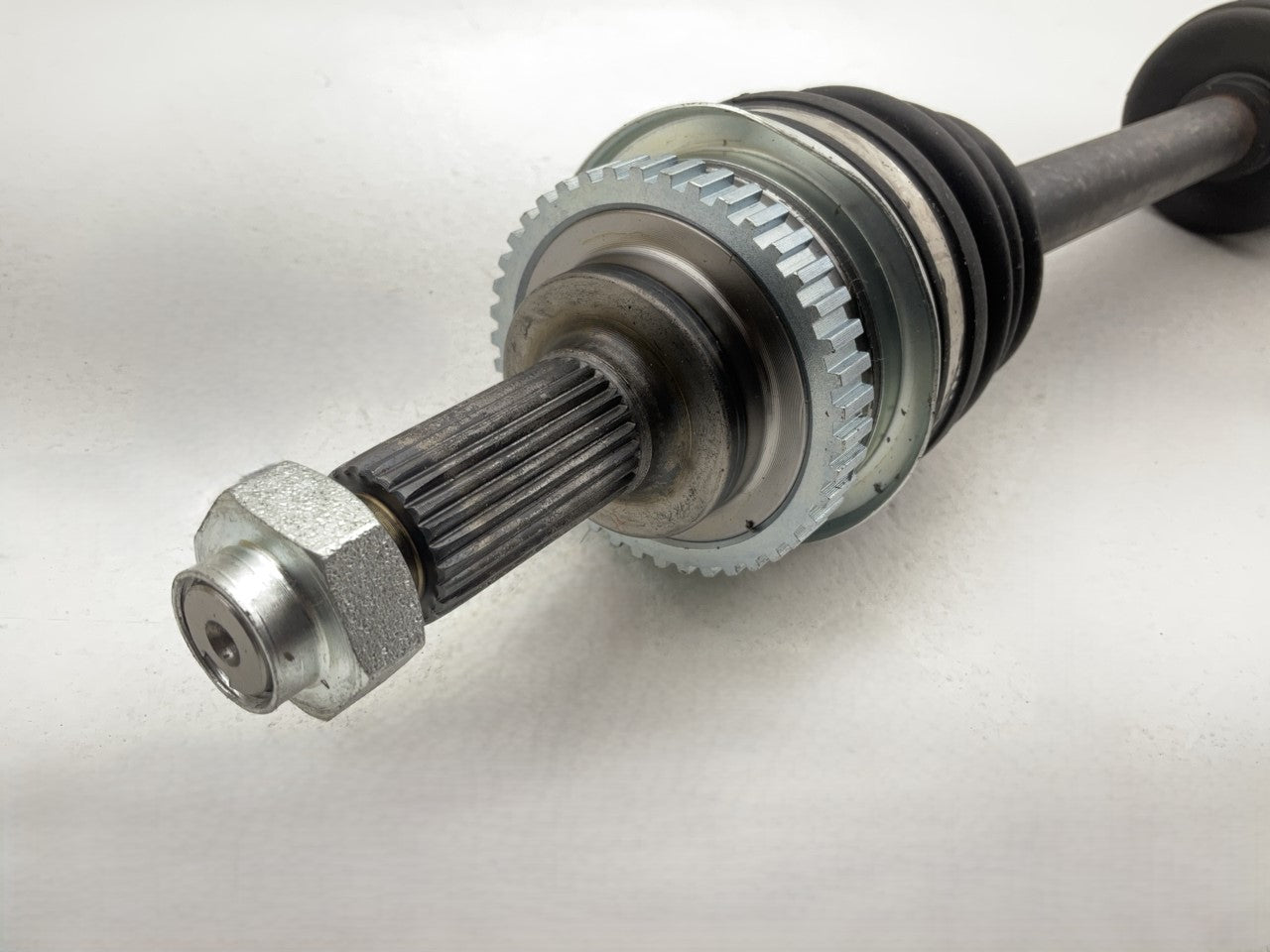 Heri 97112 Front Right CV Axle 2002-03 Suzuki Aerio, 99-02 Esteem