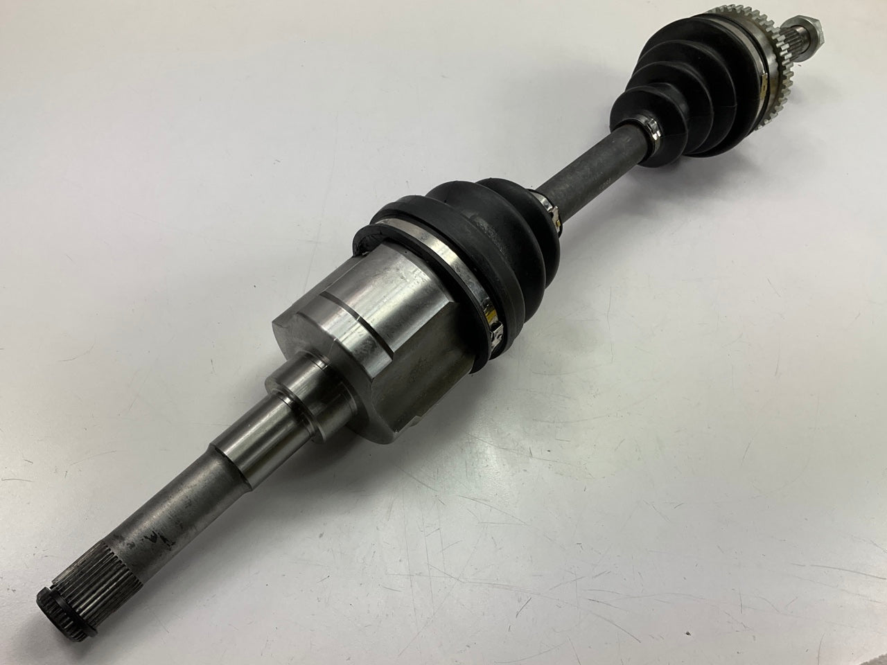 REMAN. Heri MZ-8-8514A Front Left Auto Trans CV Axle