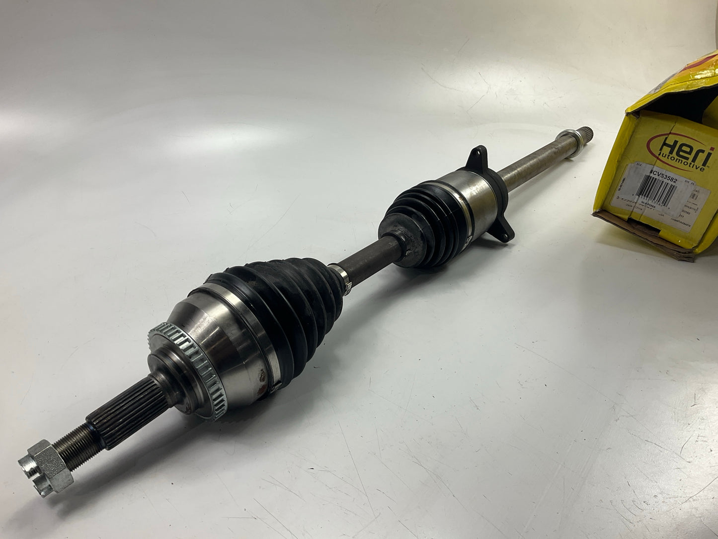 Heri NCV53582 Front Right CV Axle For 2002-04 Nissan Altima Auto Trans