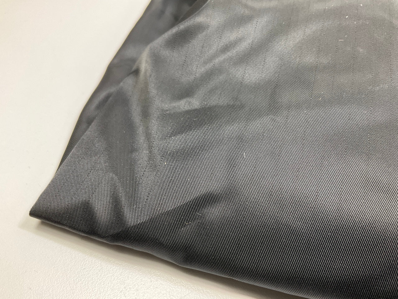 High Teck PS110B Black Carbon Fiber Anti-Static Spray Suit, Large (44-46)