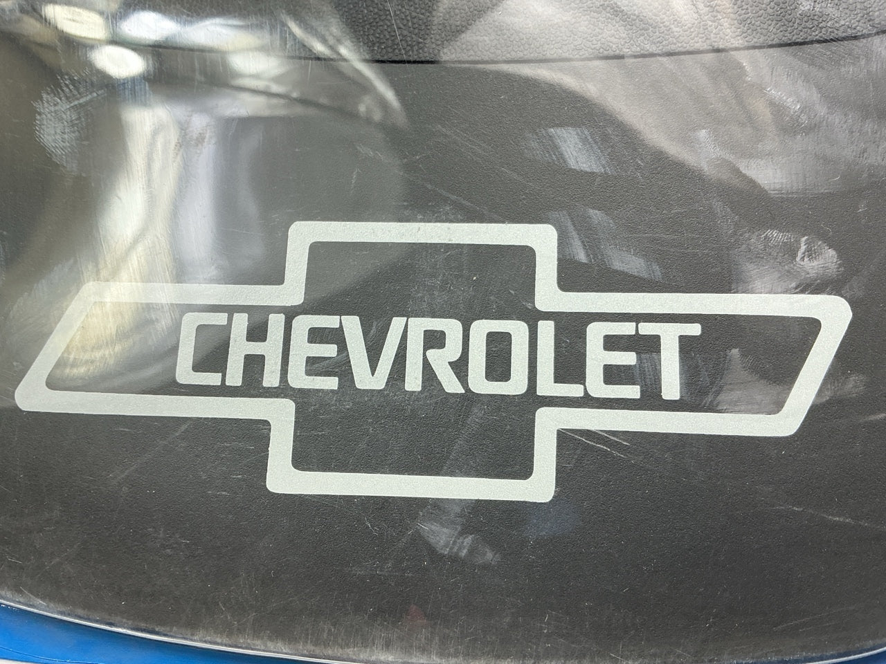 Highland 1002500 15'' X 8- 3/4'' Splash Guards / Mud Flaps With Chevy Bowtie Logo