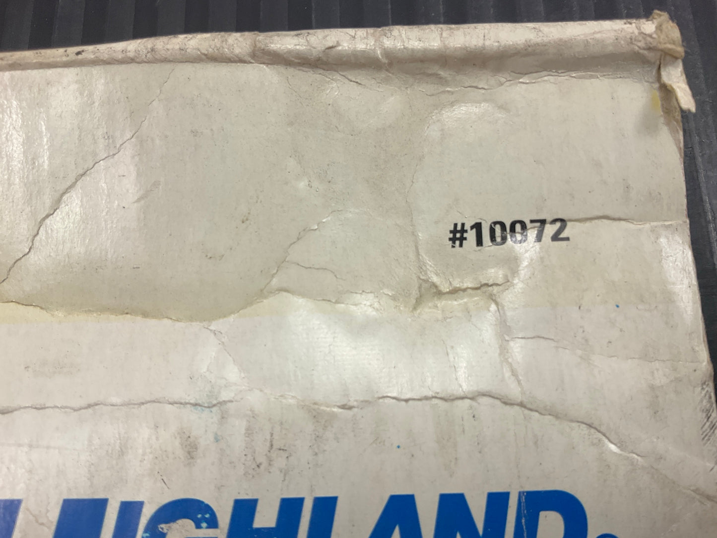 Highland 10072  20'' X 14'' Heavy Duty Rubber Splash Guard Mud Flaps