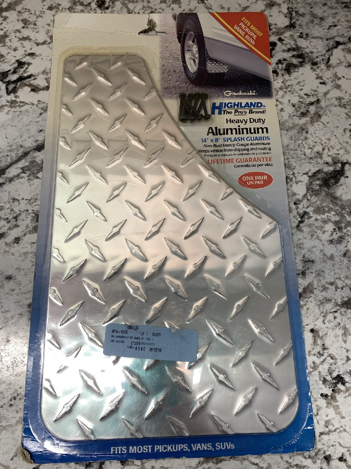 Highland 10075 HEAVY DUTY Diamond Plate Aluminum Splash Guards Mud Flaps 14''x8''