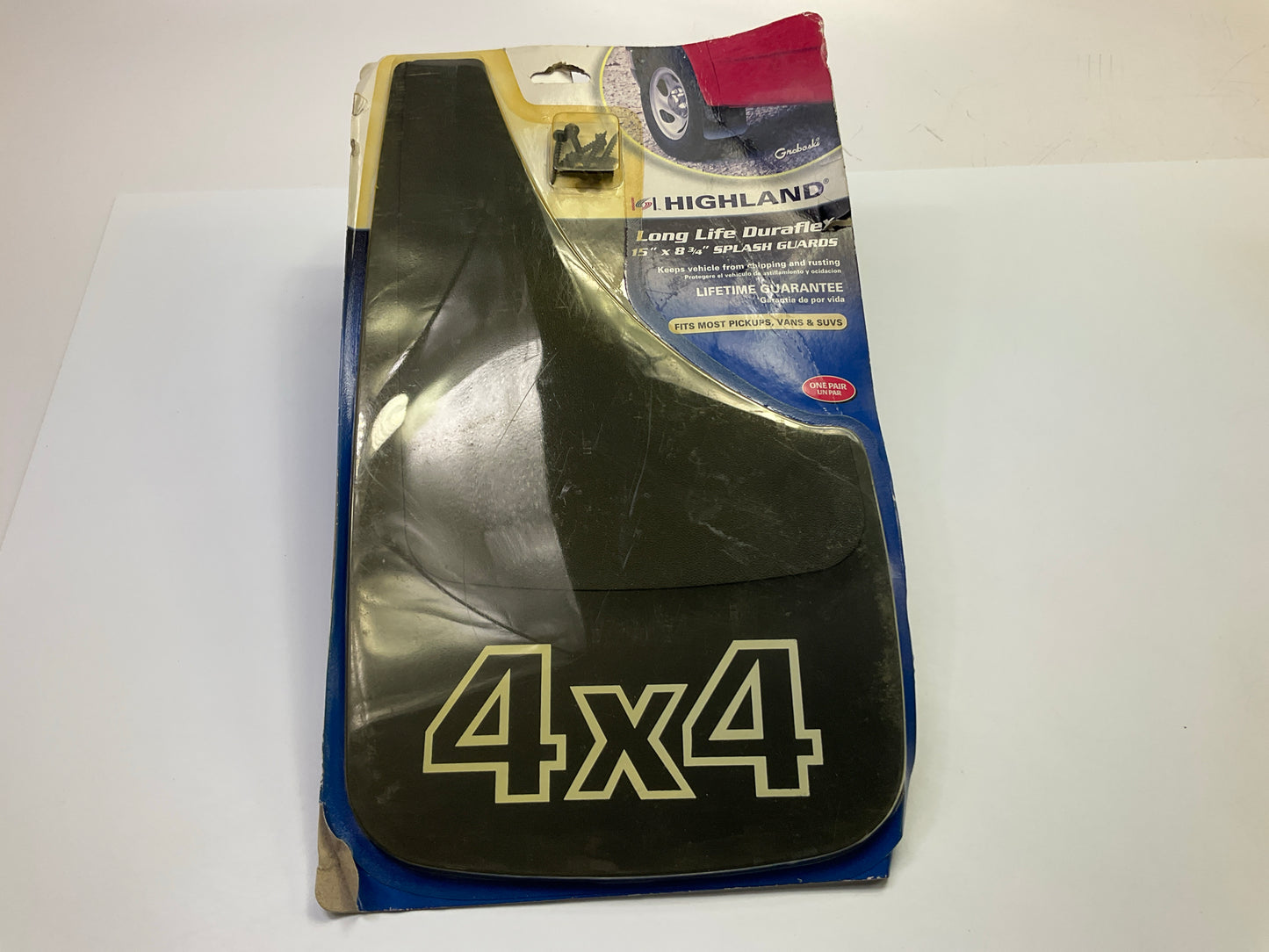 Highland Group 1089600 Universal ''4X4'' Splash Guards / Mud Flaps 15'' X 9''