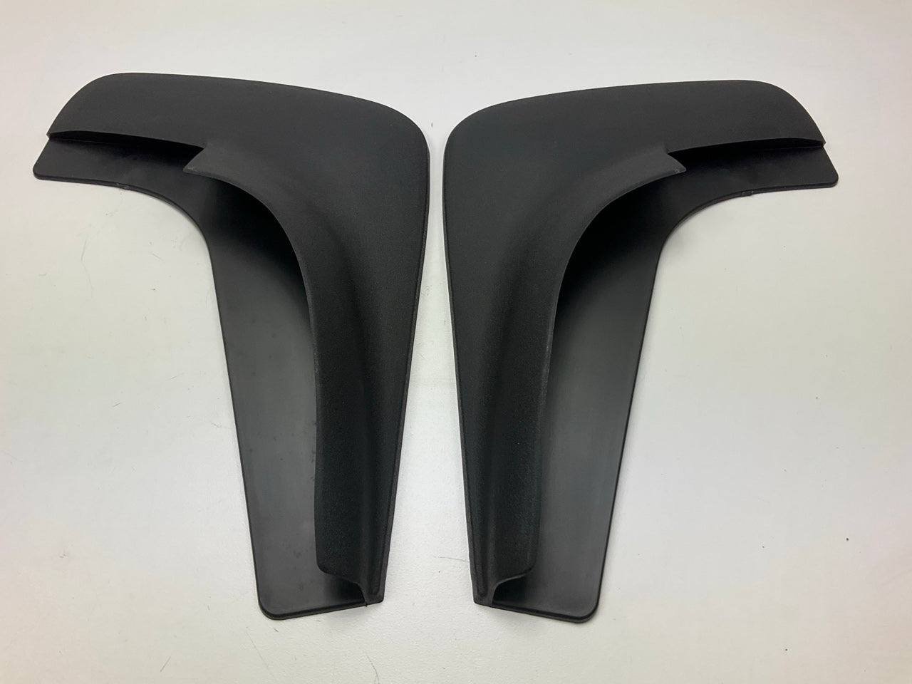 Highland Group 11009 Splash Guards / Mud Flaps - Universal Size ''A'' - See Photos