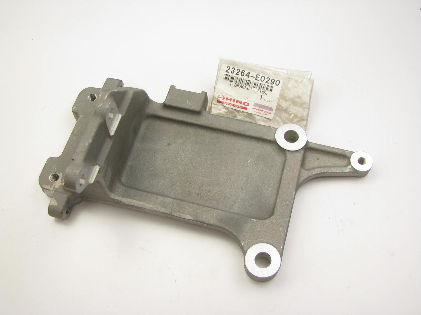 NEW - OEM Hino 23264E0290 Fuel Bracket