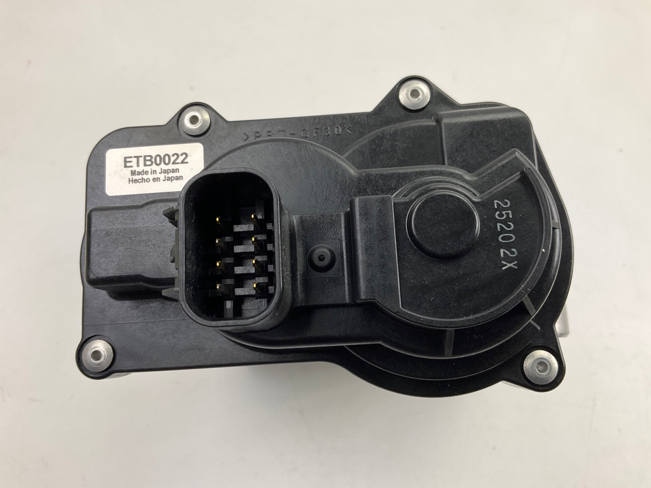 Hitachi ETB0022 Throttle Body - 2003-2006 Chevy GMC 8.1L V8 Silverado Sierra