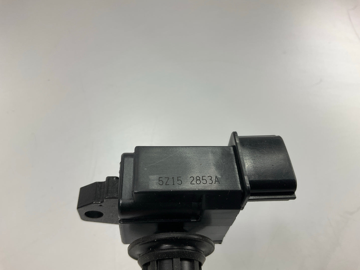 Hitachi IGC0026 Left Bank Ignition Coil For 00-01 Nissan Maxima, Made In Japan