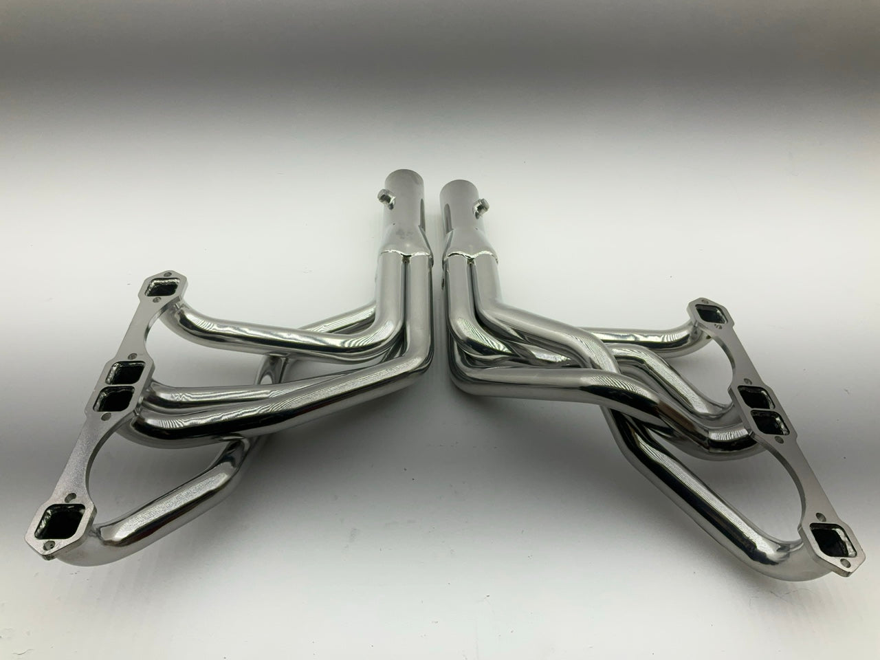 Hooker 2105-1HKR Ceramic Coated Long Tube Headers, 1-3/4'' Tube, 1967-1972 SBC V8