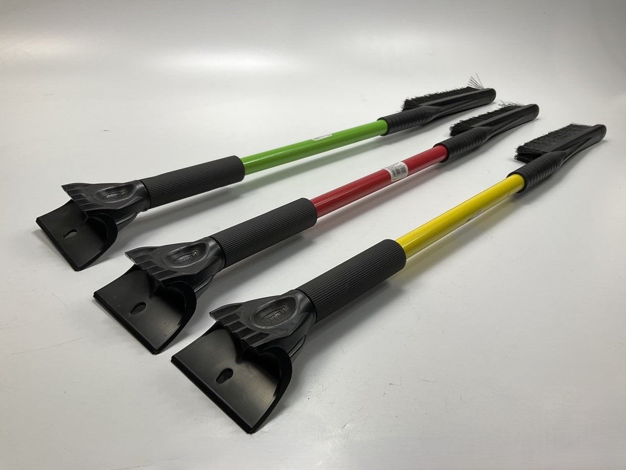 10 PACK - Hopkins 13024  32'' Snow Brush With Ice Chisel