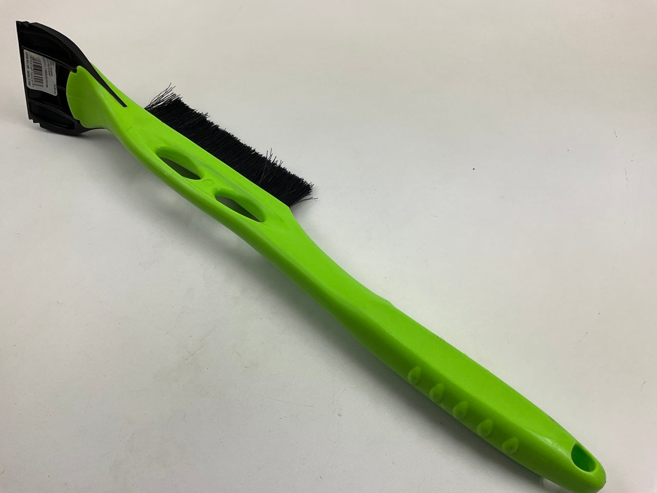 Hopkins 16024 GREEN SubZero 21'' Ice Ripper Snowbrush & Ice Scraper Combo
