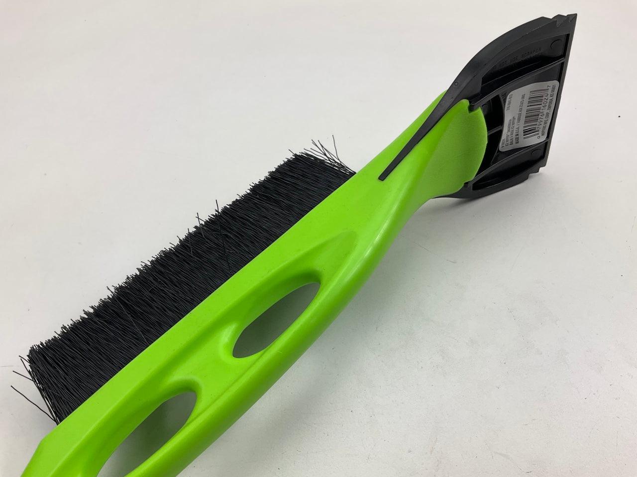 Hopkins 16024 GREEN SubZero 21'' Ice Ripper Snowbrush & Ice Scraper Combo