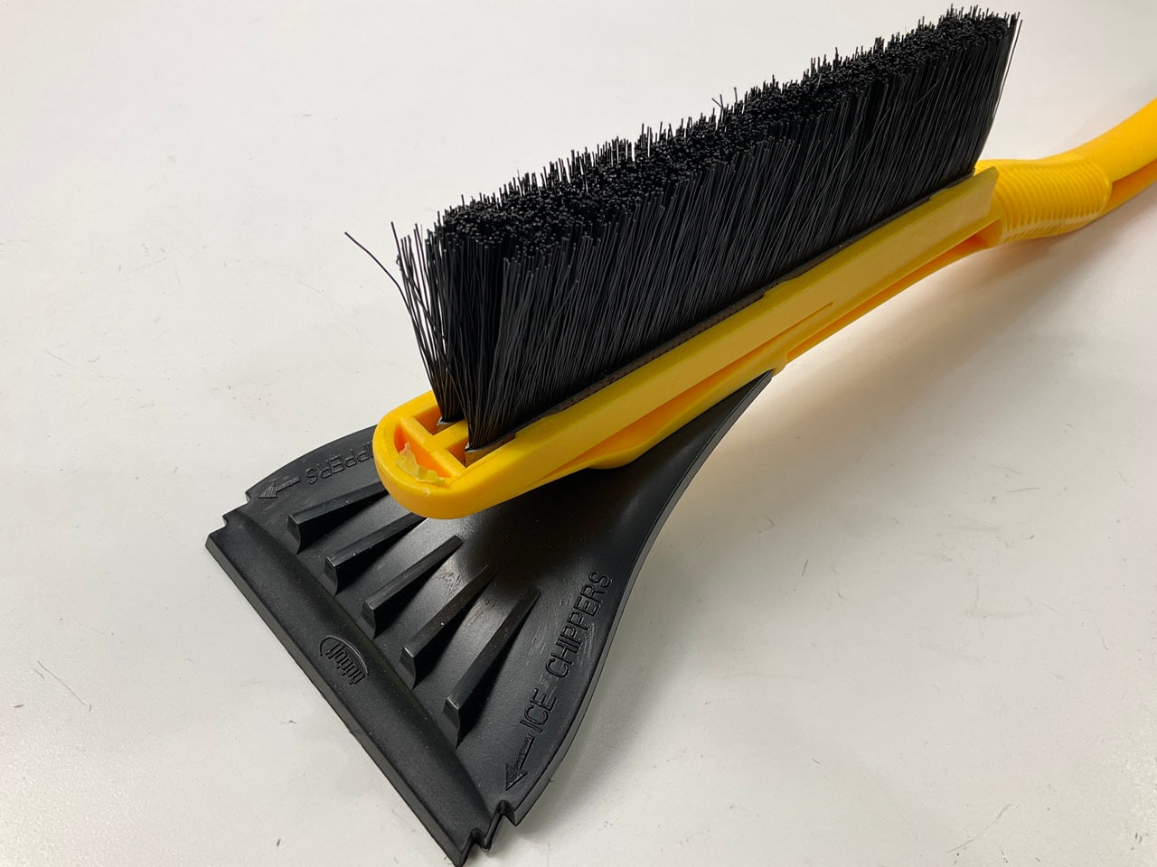 Hopkins 16511 SubZero 23'' Ice Hammer Snowbrush & Ice Scraper - YELLOW