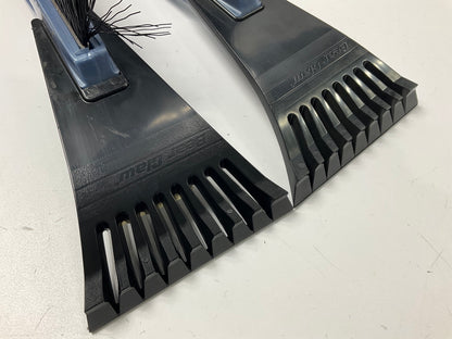 (2) Hopkins 19513  22'' Super Deluxe Snowbrush W/ Bear Claw Ice Scraper