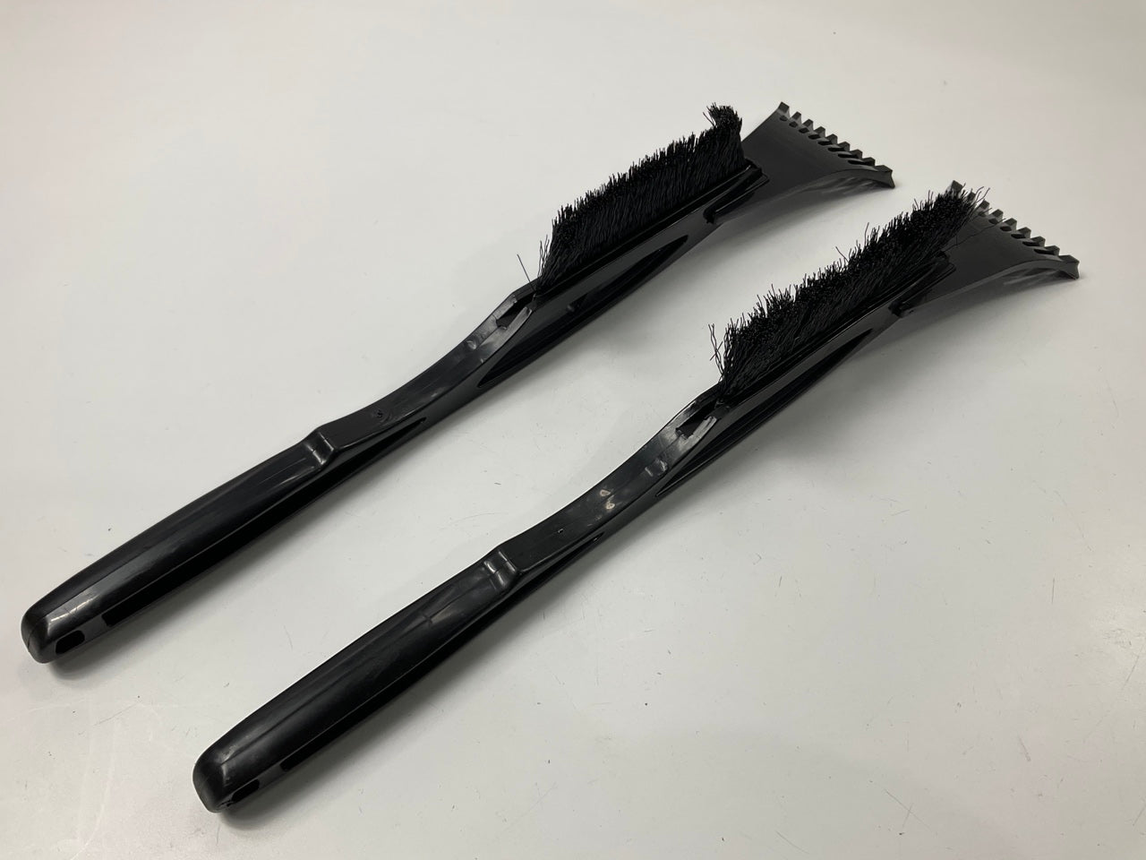 (2) Hopkins 19513 22'' Super Deluxe Snowbrush W/ Bear Claw Ice Scraper BLACK
