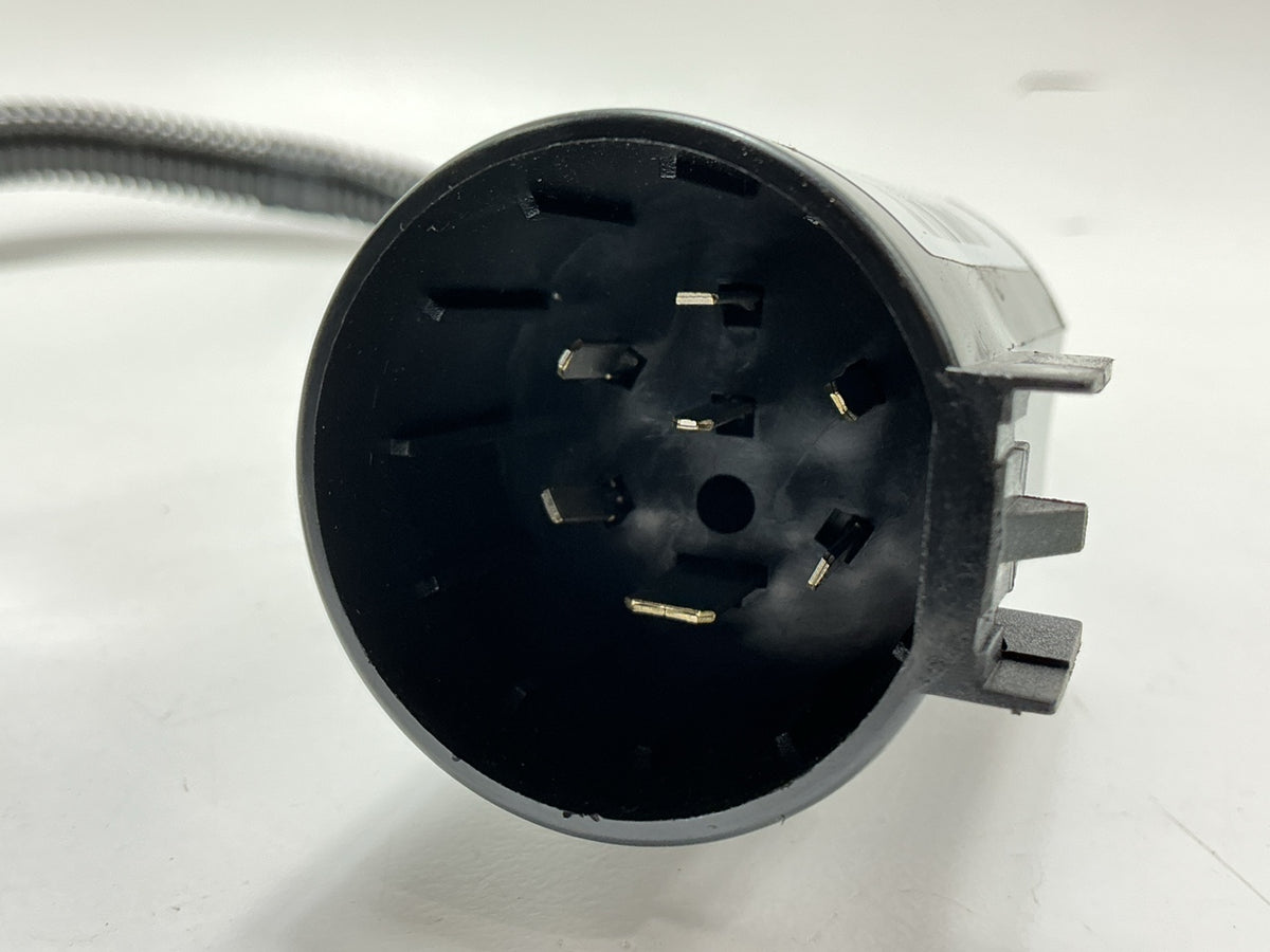 Hopkins 40777 7-pole Round RV Blade 7-pin Trailer Connector Plug-in Harness