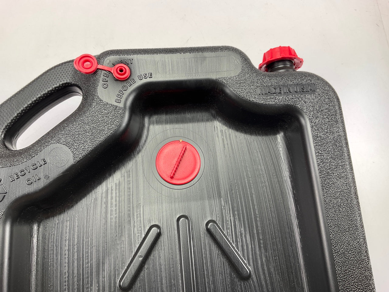 Hopkins 42003MI 16 Quart Automotive Car Truck Oil Change Drain Pan Container Can