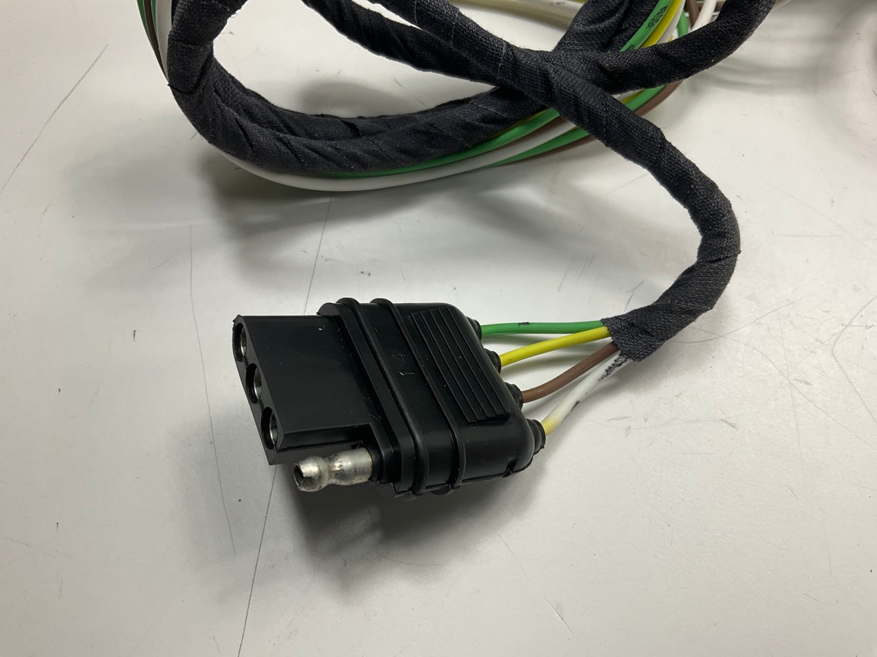 Hopkins 43955 Plug-In Simple Vehicle To Trailer Lights Wiring Wire Harness Kit