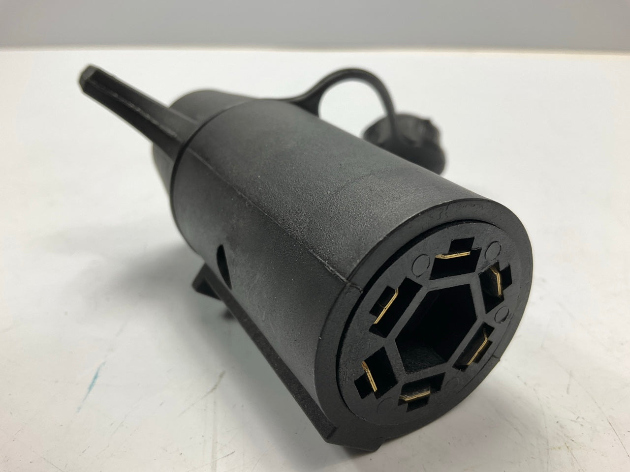 Hopkins 47545 Endurance Flex-Coil 7 RV To 6 Pole Round Trailer Lights Adapter