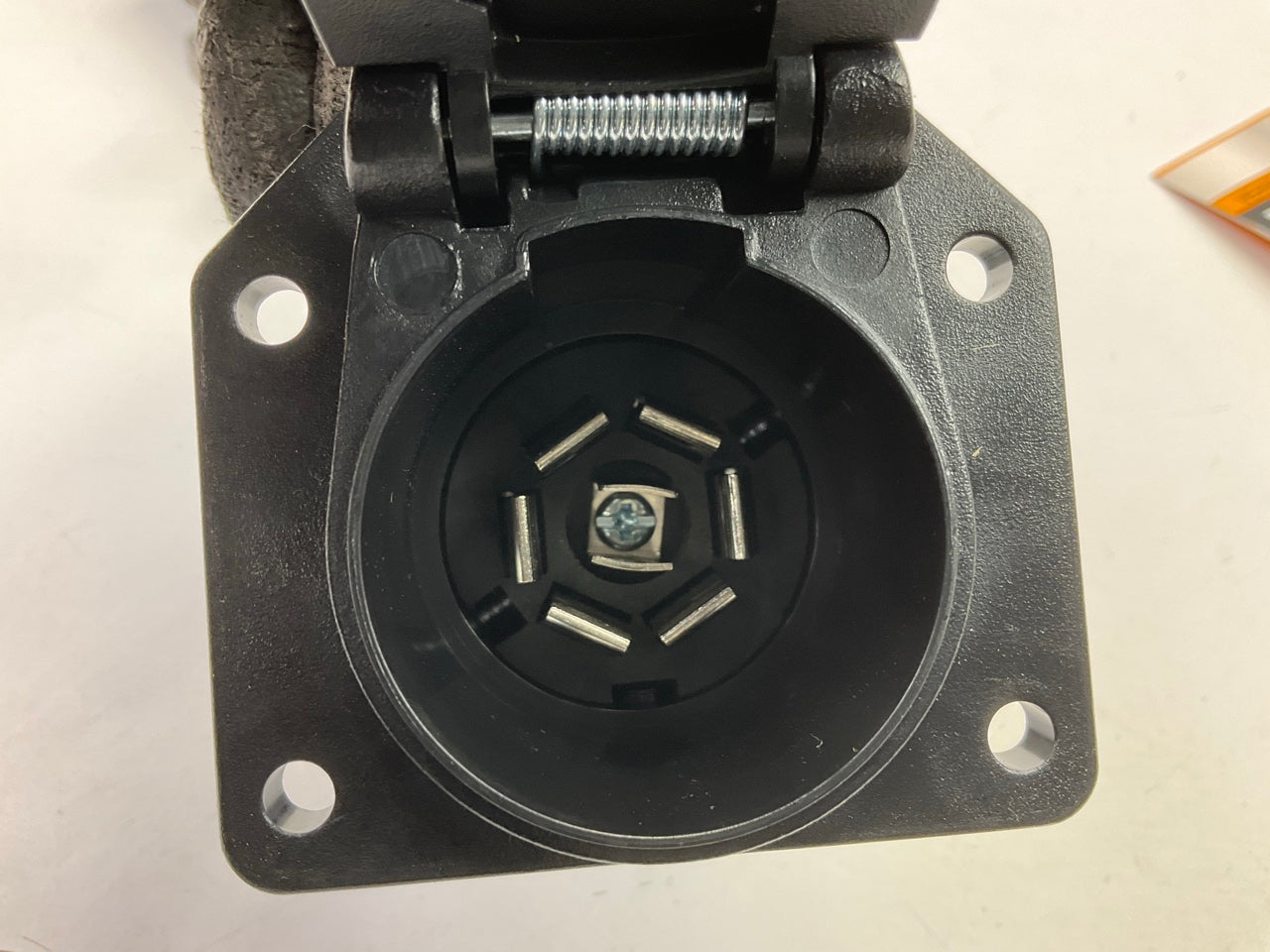 MISSING ALL HARDWARE Hopkins 48465 Trailer 7 Blade Connector Kit, Comes As Shown