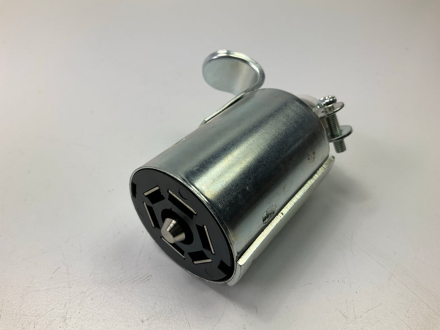 Hopkin 48515 7 Pole Round Car End Trailer Connector Plug Metal (Male)