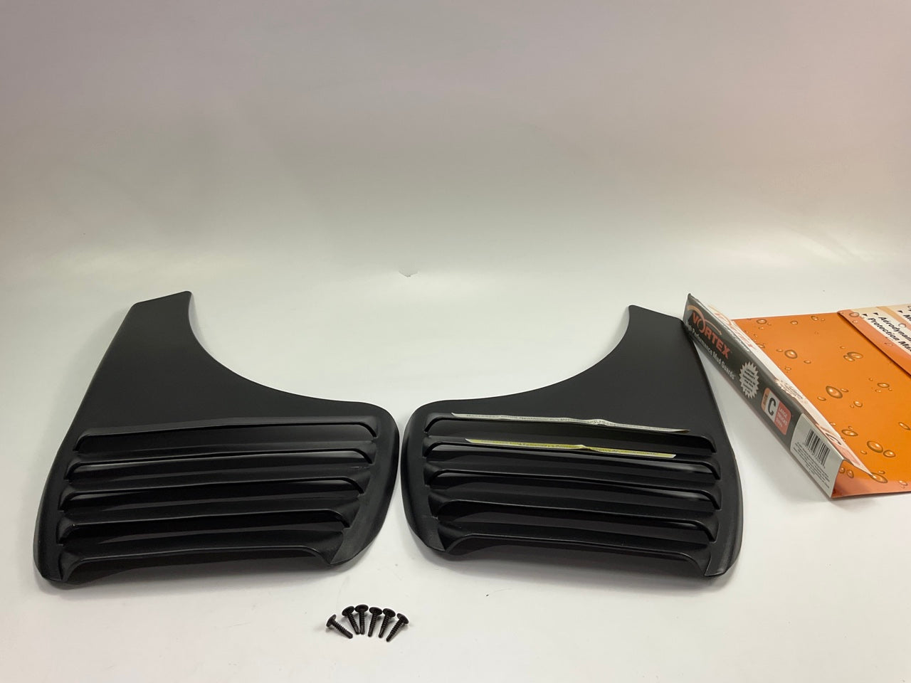 Hopkins 76001 Vortex Splash Guards / Mud Flaps For Full Size Truck, SUVs, Size C