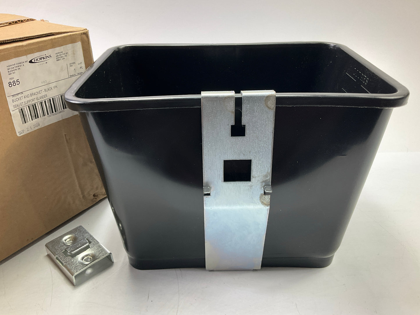 Hopkins Manufacturing 885 Squeegee Bucket Windshield Washer