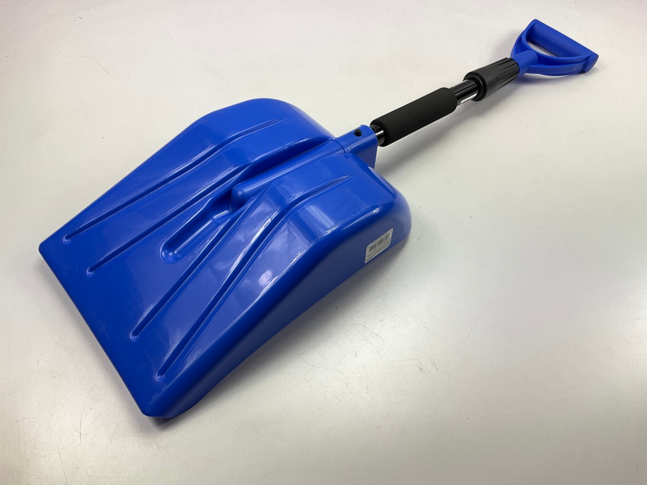 Hoppy 17211 Auto Emergency Snow Shovel With Extendable Handle BLUE COLOR
