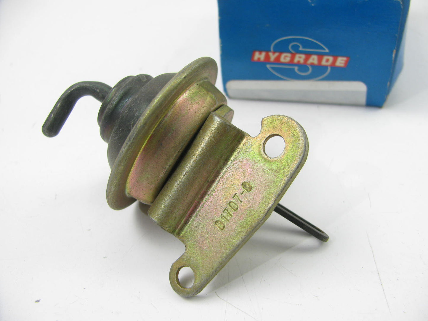 Standard Hygrade CPA116 Carburetor Choke Pull-Off For 1973-1976 Rochester 1MV