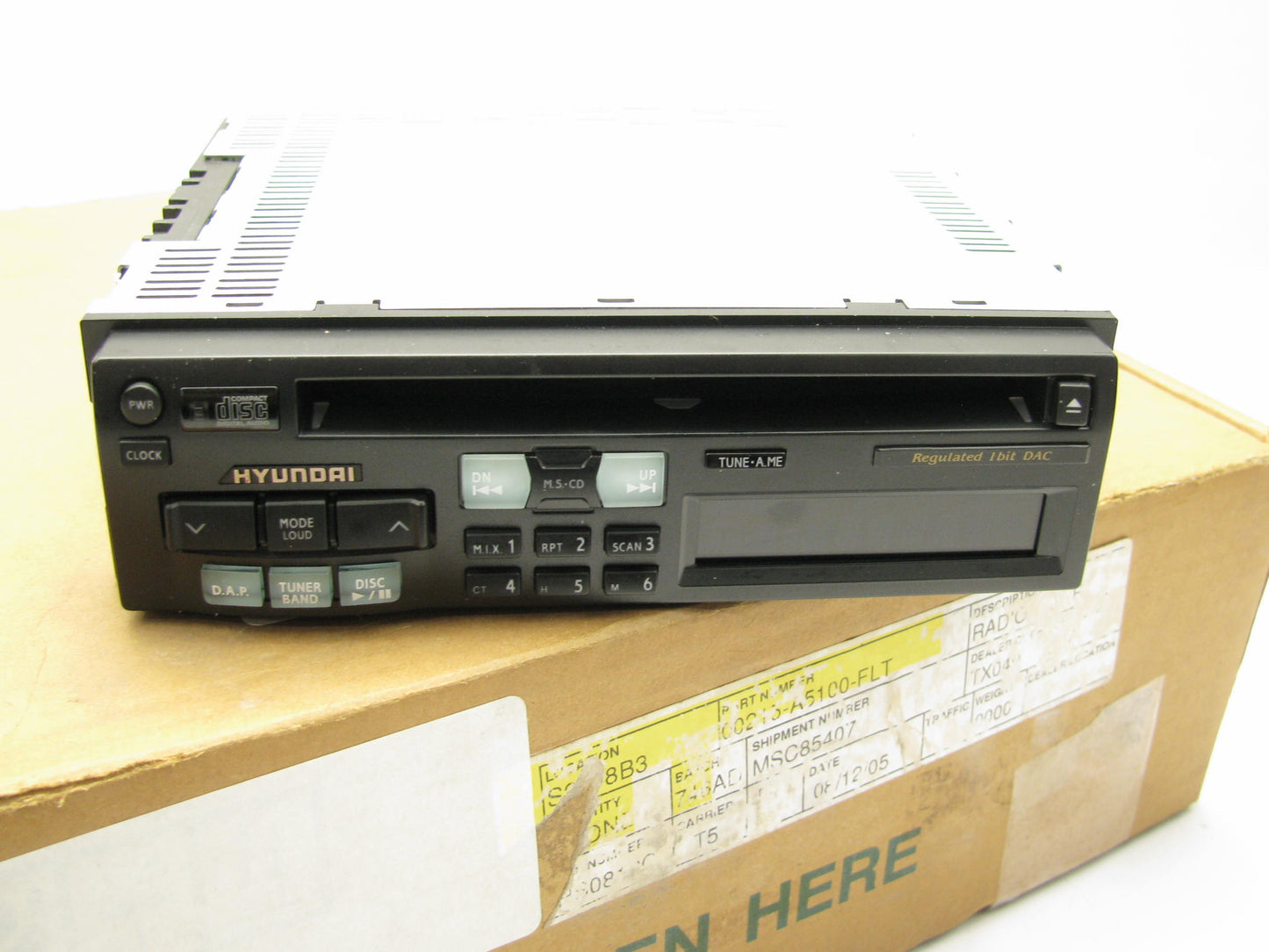 NEW 00215A5100-FLT Factory AM/FM CD/Radio 1-Bit DAC OEM For 97-99 Hyundai Sonata